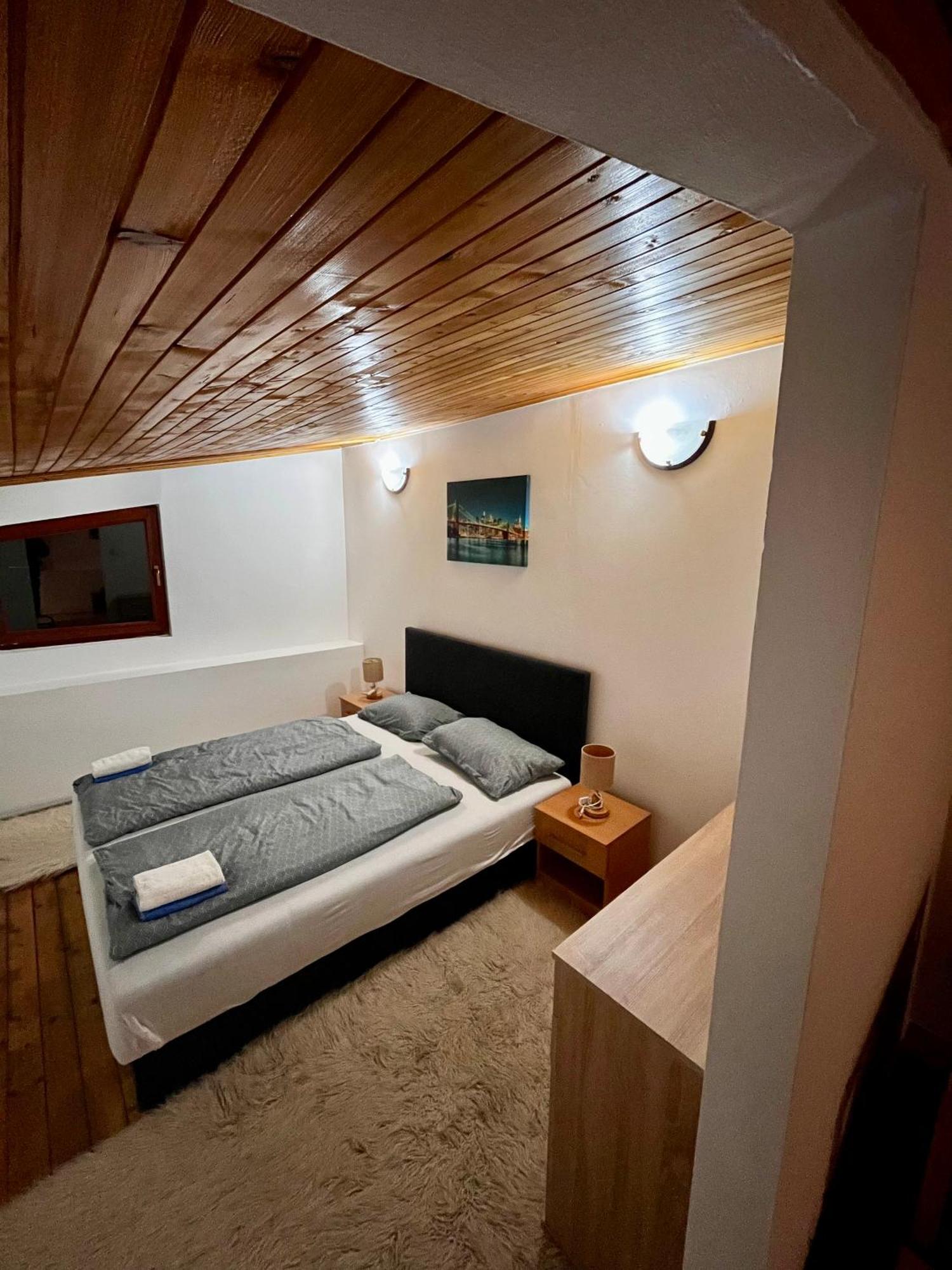 Apart Cobras Jajce Exterior foto