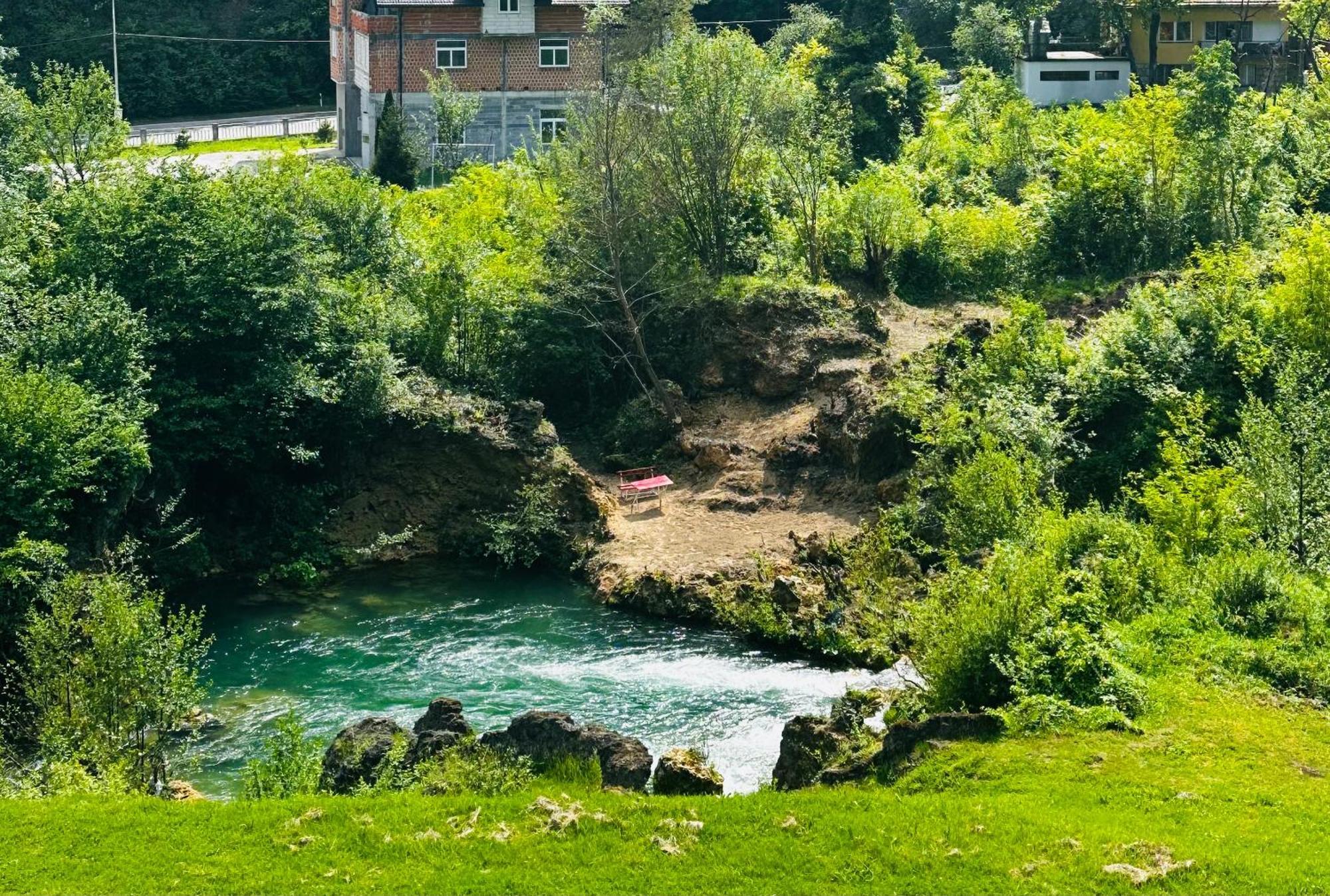 Apart Cobras Jajce Exterior foto